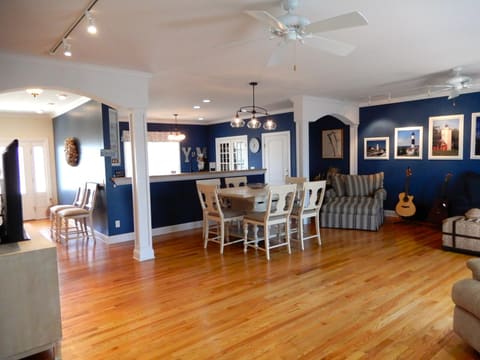718 Marina Village Drive, Grand Rivers, KY 42045 — photo 5