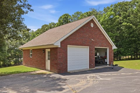 419 Livingston Way, Cadiz, KY 42211 — photo 3