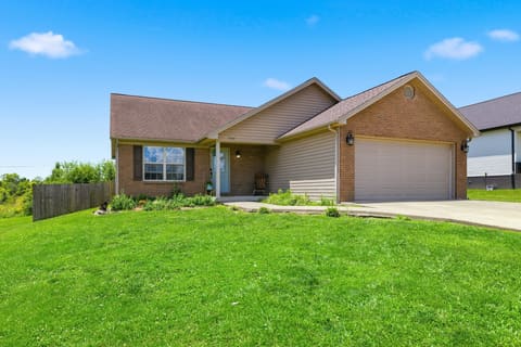 2004 White Oak Drive, Lawrenceburg, KY 40342 — photo 2