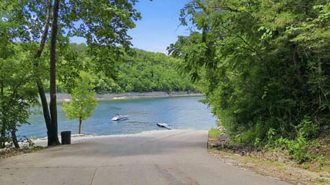 125 Dogwood Drive, Somerset, KY 42501 — photo 2