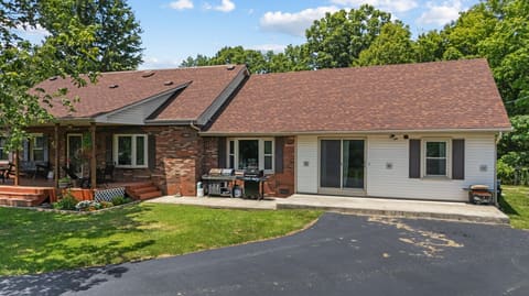 3695 Tarr Ridge Road, Frenchburg, KY 40322 — photo 2