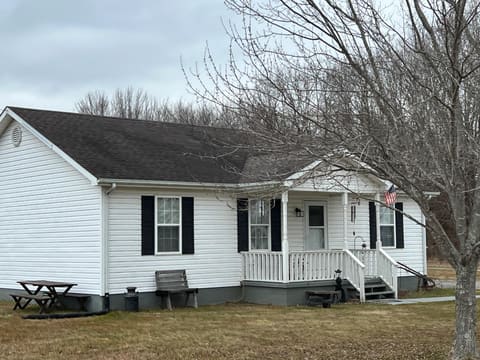 271 Jones Lane, Junction City, KY 40440 — photo 2