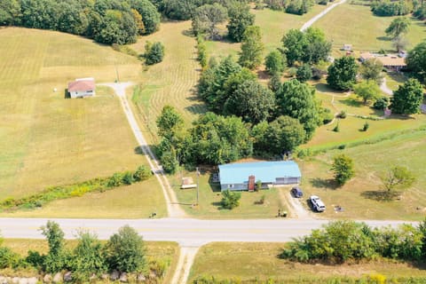 934 Farmersville Road, Princeton, KY 42445 — photo 2