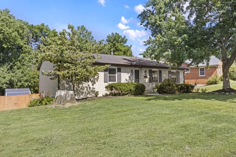 3483 Lansdowne Drive, Lexington, KY 40517 — photo 2