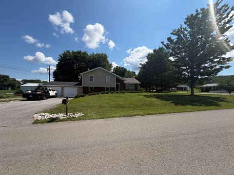 111 Guinn Drive, Monticello, KY 42633 — photo 2