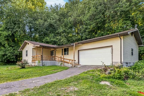 3572 Echo Valley Road, Lily, KY 40740 — photo 3