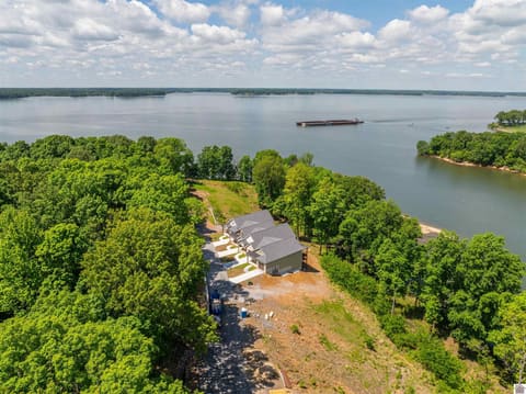 1152 Eagle Rest Drive, Grand Rivers, KY 42045 — photo 5