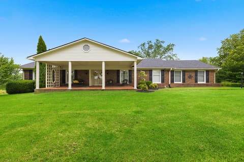 219 Adams Lane, Harrodsburg, KY 40330 — photo 2