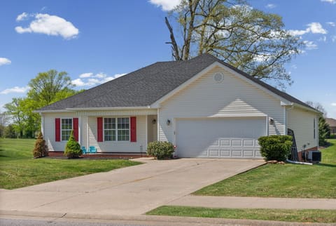 107 Lurlington Court, Hopkinsville, KY 42240 — photo 4