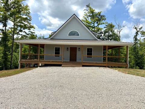 443 Pumpkin Creek Circle, Jamestown, KY 42629 — photo 2