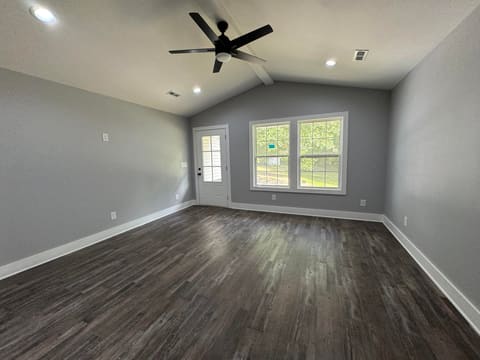 296 Hillview Drive, Cadiz, KY 42211 — photo 2