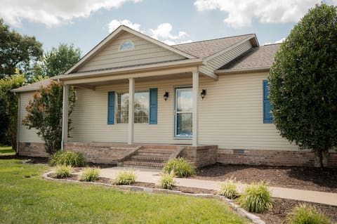 546 Smith's Lane, Mayfield, KY 42066 — photo 2