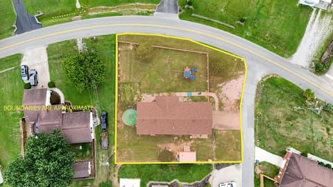 10 Joan Street, Williamsburg, KY 40769 — photo 5