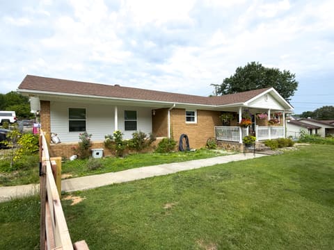 10 Joan Street, Williamsburg, KY 40769 — photo 4