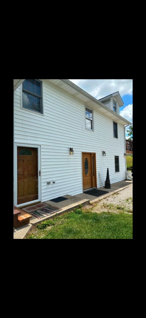 1950 Kentucky 1010, Hazel Green, KY 41332 — photo 2