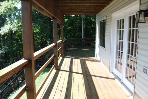 611 Hillside Trail, Eddyville, KY 42038 — photo 5