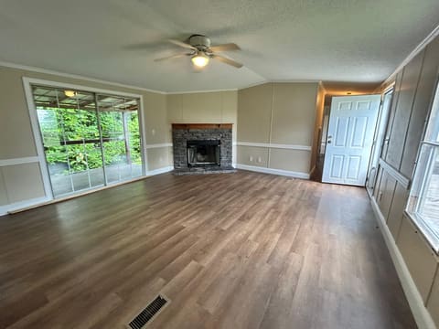 376 Cumberland Drive, Bronston, KY 42518 — photo 3