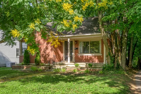 345 Colony Boulevard, Lexington, KY 40502 — photo 2
