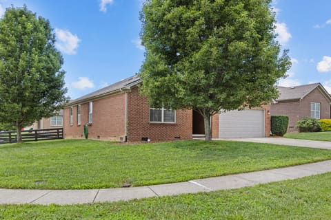 124 Bryants Trail, Berea, KY 40403 — photo 4