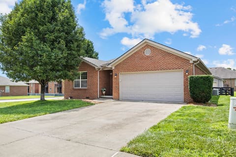 124 Bryants Trail, Berea, KY 40403 — photo 5