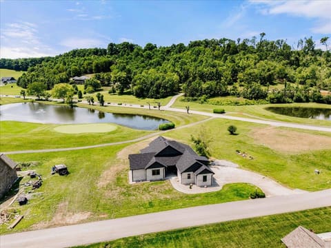 43 Cedar Ridge Drive, London, KY 40744 — photo 2