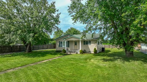 313 W Highway 1376, East Bernstadt, KY 40729 — photo 4