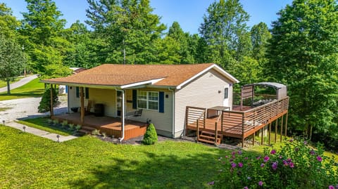 410 Laurel Lake Resort Road, Corbin, KY 40701 — photo 2