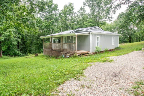 1797 E Clack Mountain Road, Clearfield, KY 40313 — photo 2