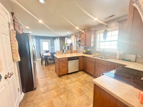 102 Saddlebrook Court, Hopkinsville, KY 42240 — photo 5