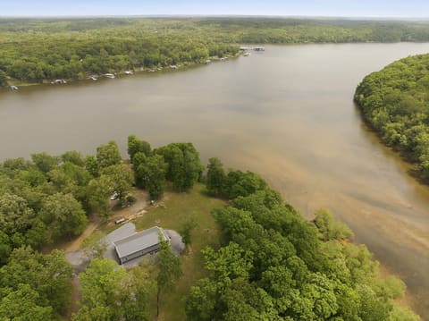 456 Kentucky Lake Drive, Murray, KY 42071 — photo 3