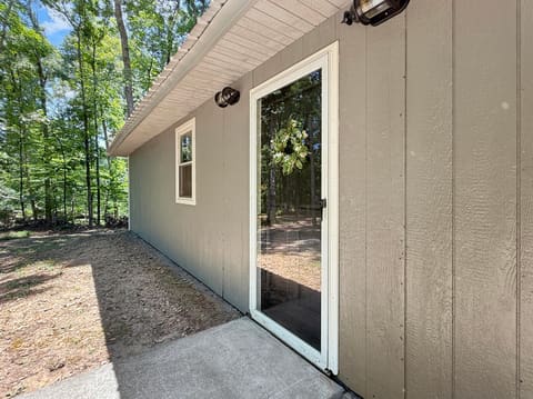 146 Hesley Drive, New Concord, KY 42076 — photo 2