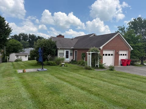 1102 Richliev Lane, Frankfort, KY 40601 — photo 3