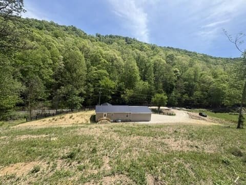 580 Conley Fork, Prestonsburg, KY 41653 — photo 3