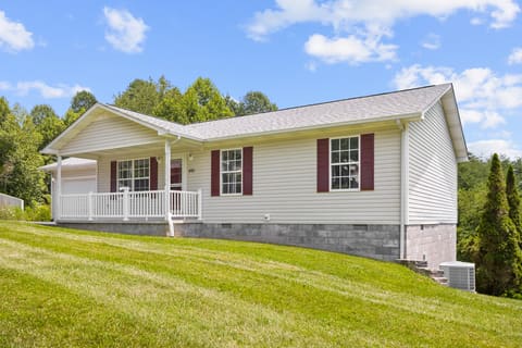 491 Hopkins Cemetery Road, Lily, KY 40740 — photo 4