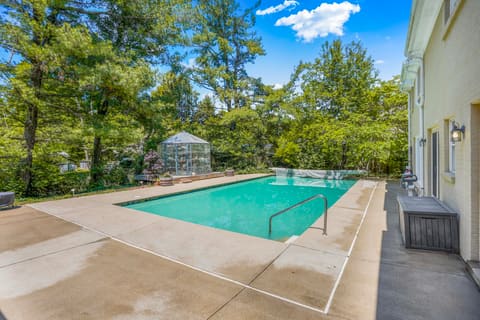 333 Lakeshore Drive, Lexington, KY 40502 — photo 2