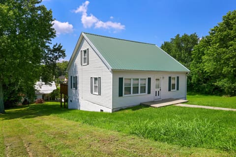 518 Graham Avenue, Harrodsburg, KY 40330 — photo 2