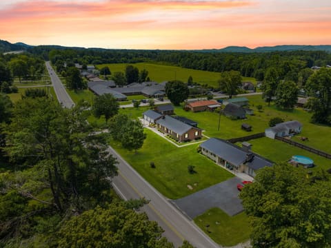 1178 E College Avenue, Stanton, KY 40380 — photo 2