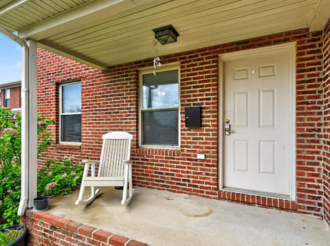 502 Tecumseh Trail A, B, C, D & E, Versailles, KY 40383 — photo 2
