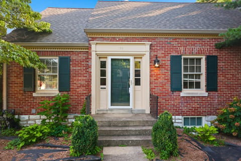 129 Barberry Lane, Lexington, KY 40503 — photo 4