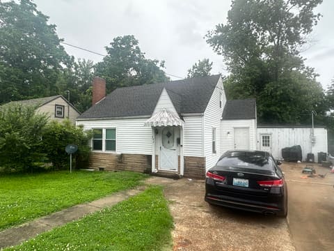 723 W Lockridge Street, Mayfield, KY 42066 — photo 2