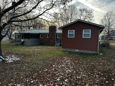 4172 KY-303, Mayfield, KY 42066 — photo 5