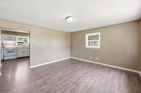 211 Laurel Drive, Berea, KY 40403 — photo 5