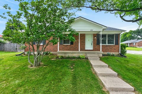 625 Tocher Drive, Wilmore, KY 40390 — photo 2