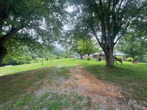 4656 Kentucky 1304, Hinkle, KY 40953 — photo 4