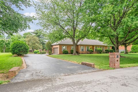 219 Fairfax Avenue, Hopkinsville, KY 42240 — photo 4