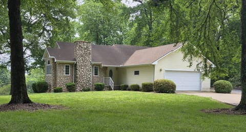 85 Boone Drive, Cadiz, KY 42211 — photo 2