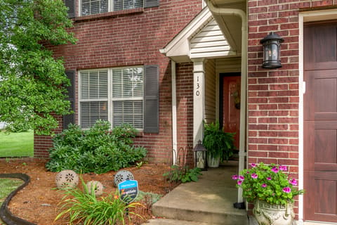 130 Carriage Lane, Midway, KY 40347 — photo 5