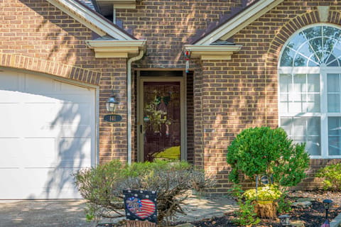 141 White Oak Trace, Lexington, KY 40511 — photo 2