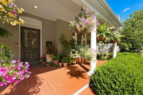 565 W Second Street, Lexington, KY 40508 — photo 2