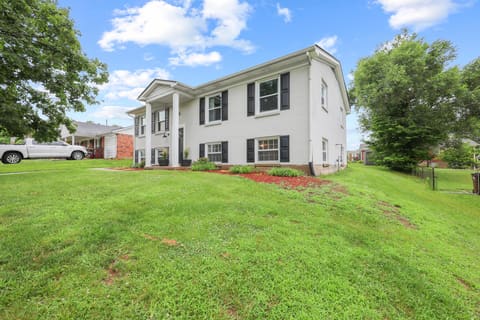 128 Cherokee Drive, Winchester, KY 40391 — photo 2